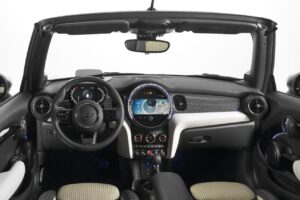 Nội thất sang trọng của Mini Cooper Sport